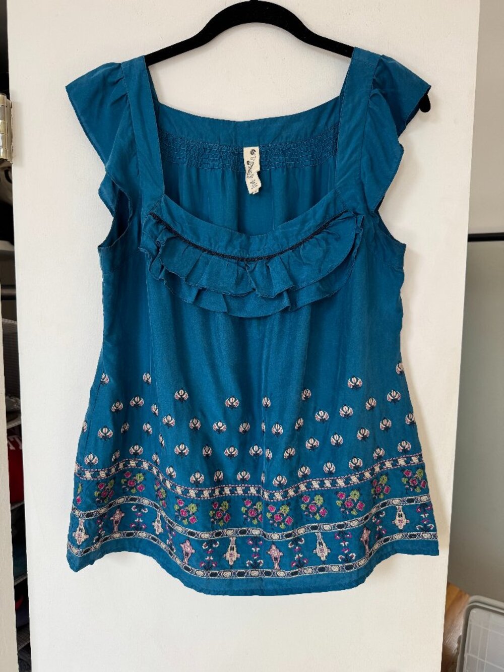 Floreat Anthropologie Blue Embroidered Silk Ruffle Top Size 8